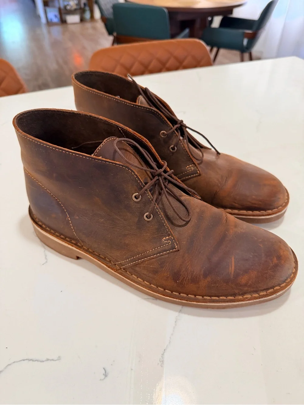 Clarks Men's Chocolate Brown Leather Chukka Boots, leather laces size 9.5